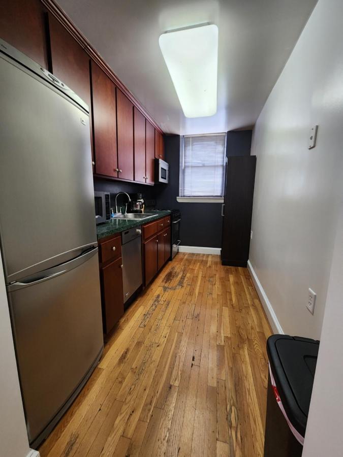 Spacious 3 Bedroom Apartment Mins To Nyc! Union City Eksteriør billede